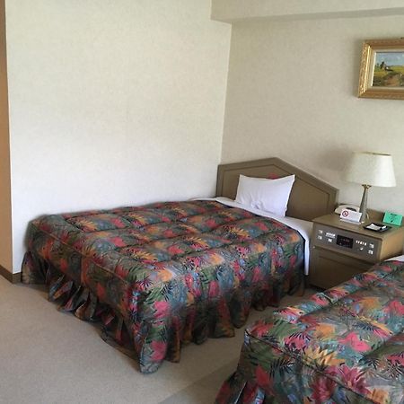 Breezbay Hotel & Resort Gero Kamer foto